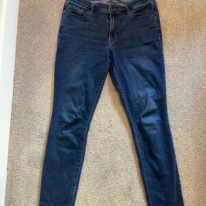 Old Navy Dark Blue Women's mid rise pop icon Skinny Jeans